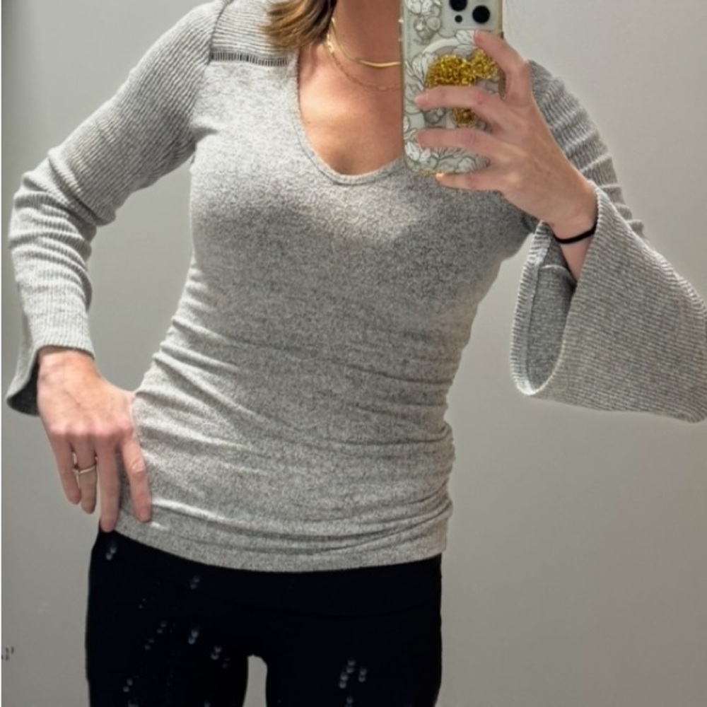 A. Byer Gray Women's Sweater S/M
